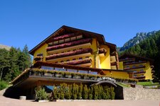 Hotel Shandranj