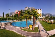 Hotel Savoy Palace